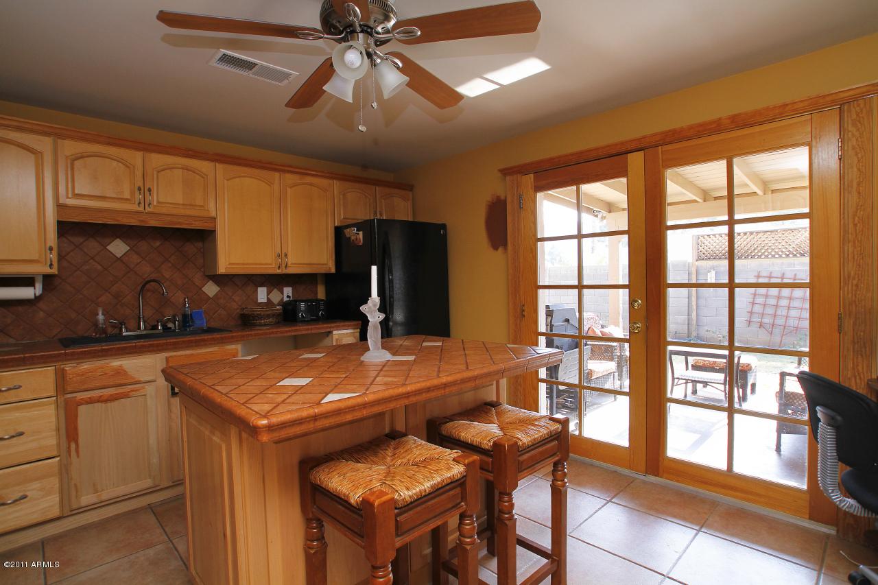 1523 W Joan De Arc Ave., Phoenix, AZ 85029