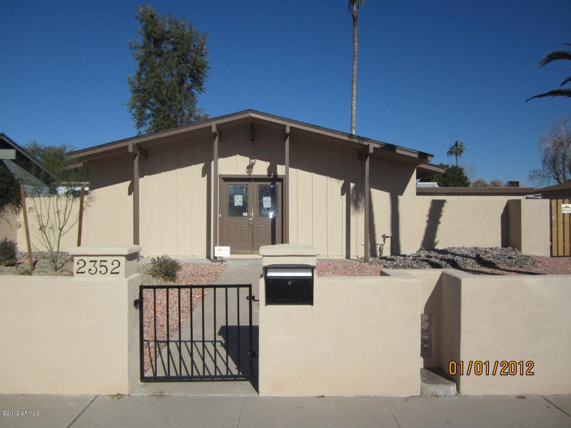 2352 W Paradise Dr., Phoenix, AZ 85029