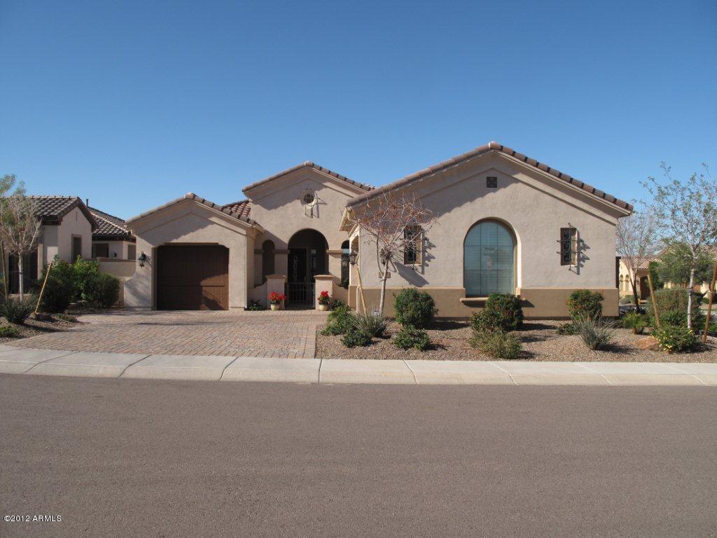 4450 S Gold Ct., Chandler, AZ 85248