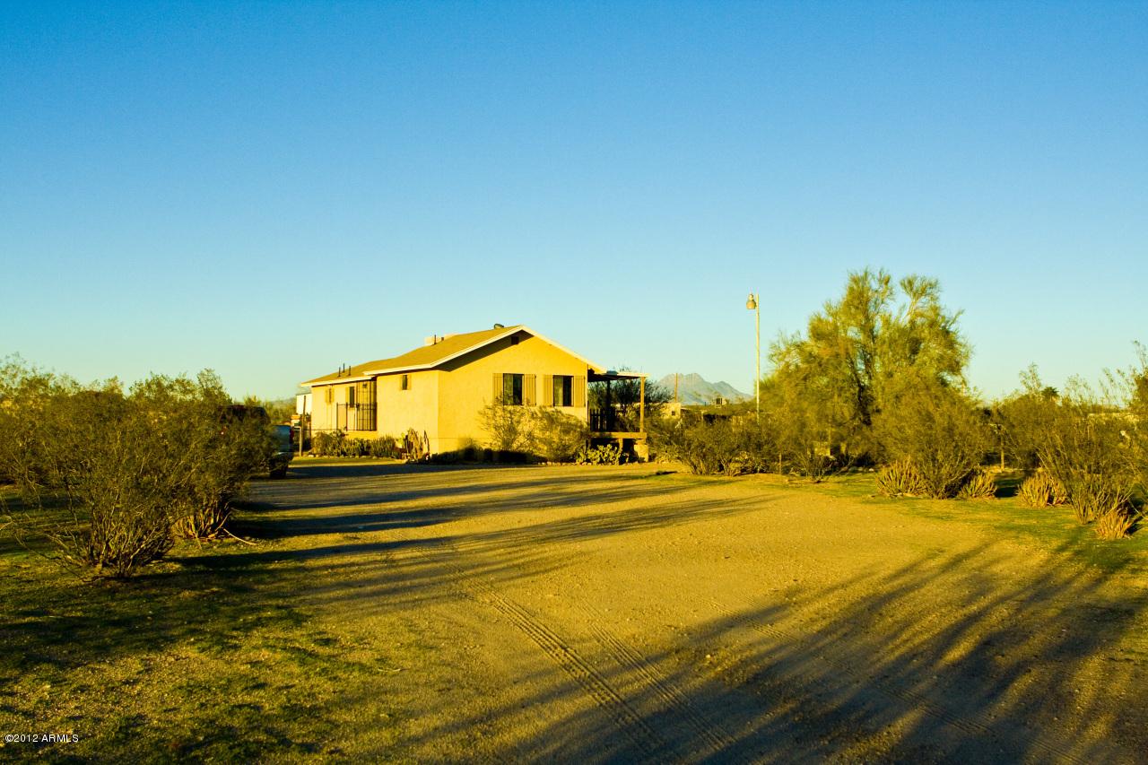 2686 E Foothill St., Apache Junction, AZ 85119