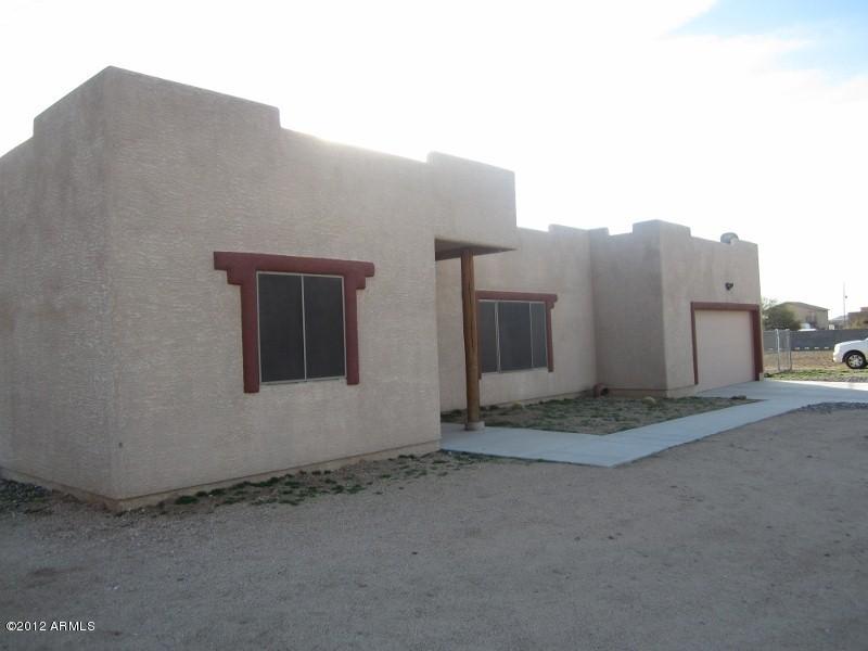 38317 N 17th Ave., Phoenix, AZ 85086