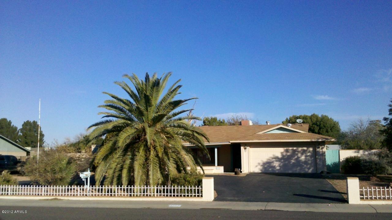 5112 W Tierra Buena Ln., Glendale, AZ 85306