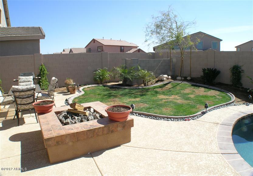 2441 W Red Range Way, Phoenix, AZ 85085