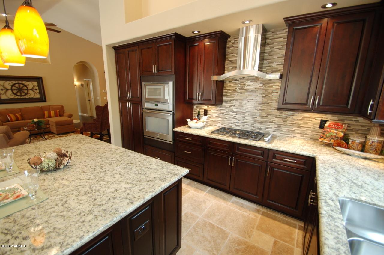 18013 N 53rd Pl., Scottsdale, AZ 85254