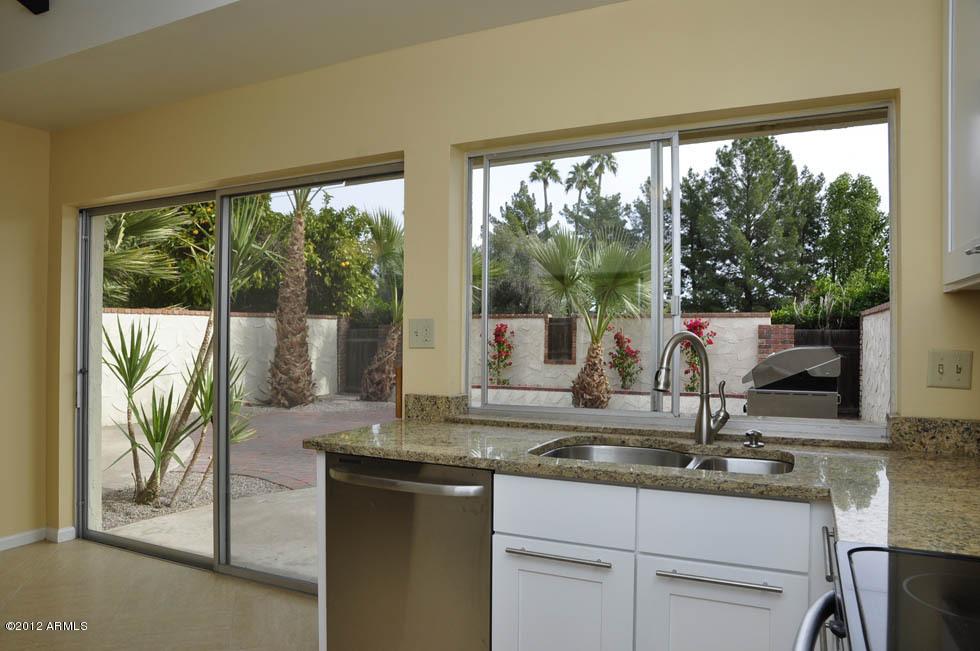 5720 N Scottsdale Rd., Scottsdale, AZ 85253