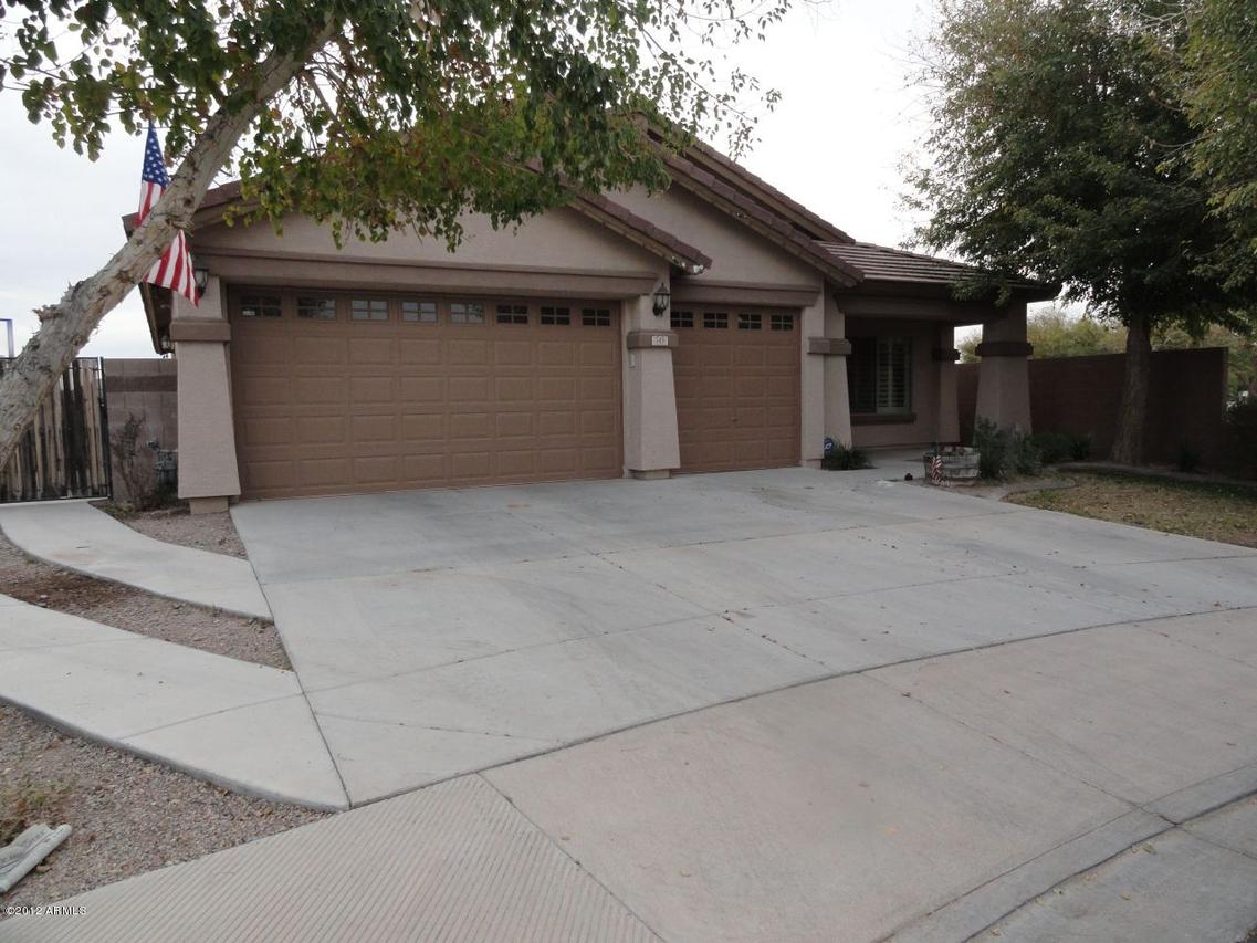 745 E Harold Dr., San Tan Valley, AZ 85140