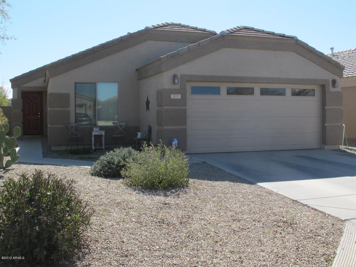 1117 E Christopher St., San Tan Valley, AZ 85140