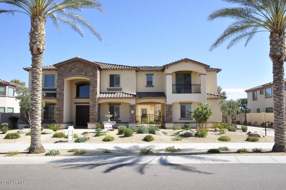 4639 Village Pkwy., Litchfield Park, AZ 85340