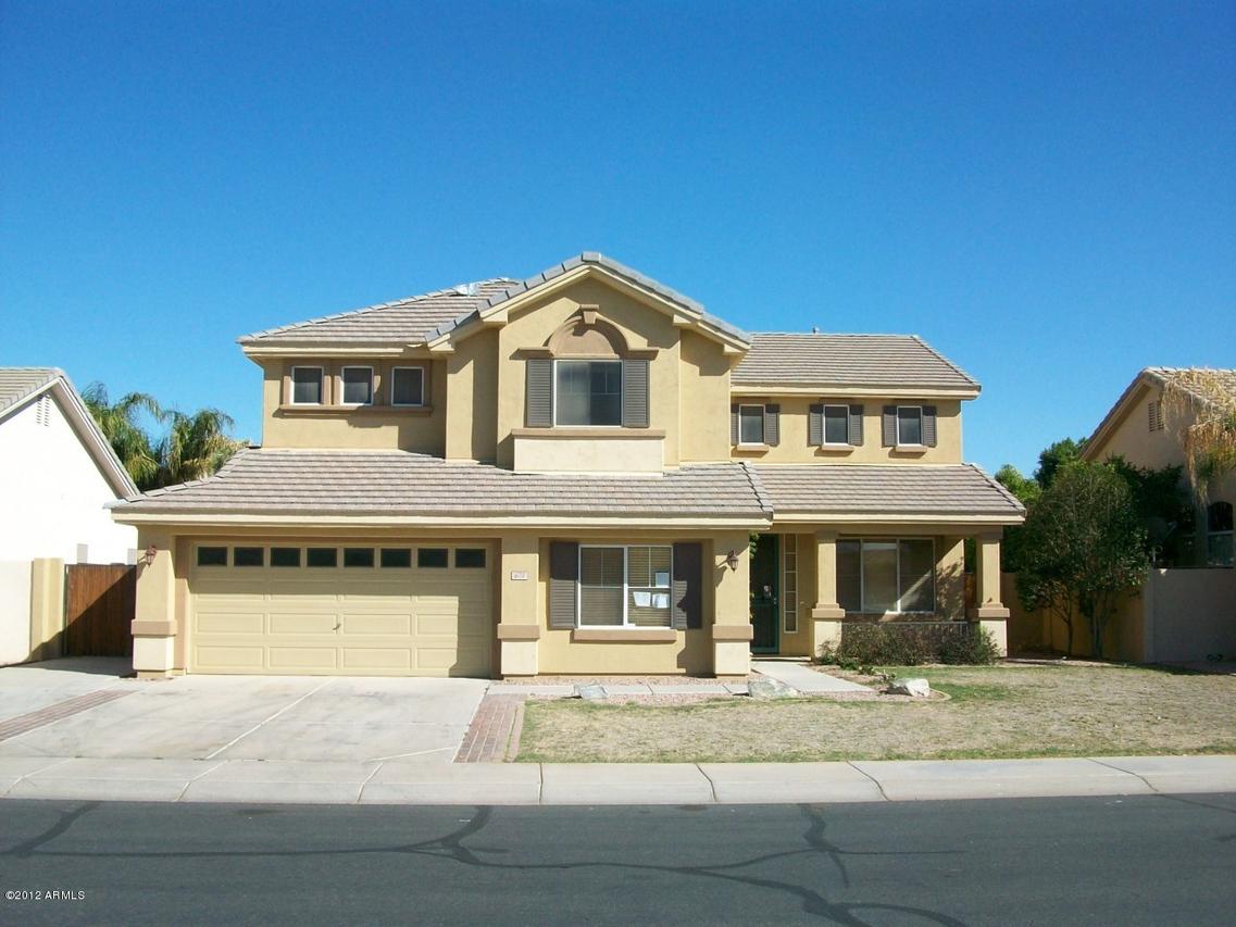 671 N Velero St., Chandler, AZ 85225