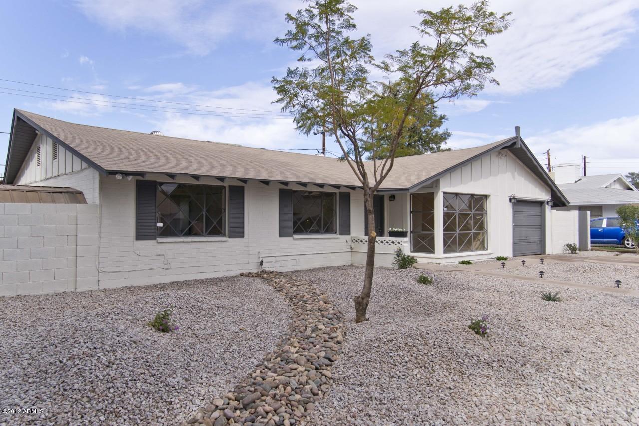 8938 N 18th Ave., Phoenix, AZ 85021