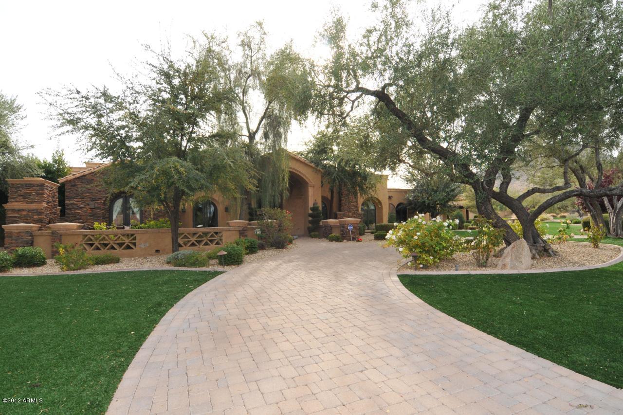 8035 N Ironwood Dr., Paradise Valley, AZ 85253