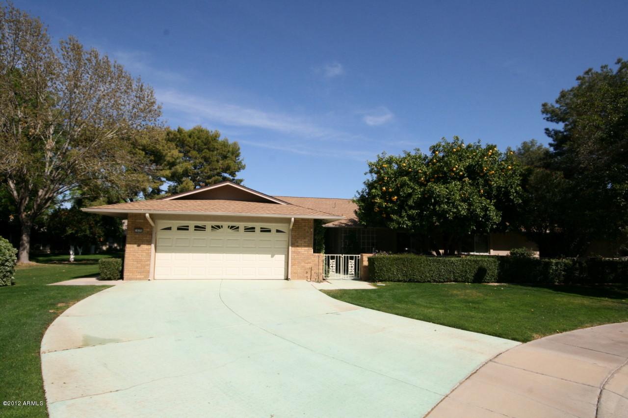 19205 N Lake Forest Dr., Sun City, AZ 85373