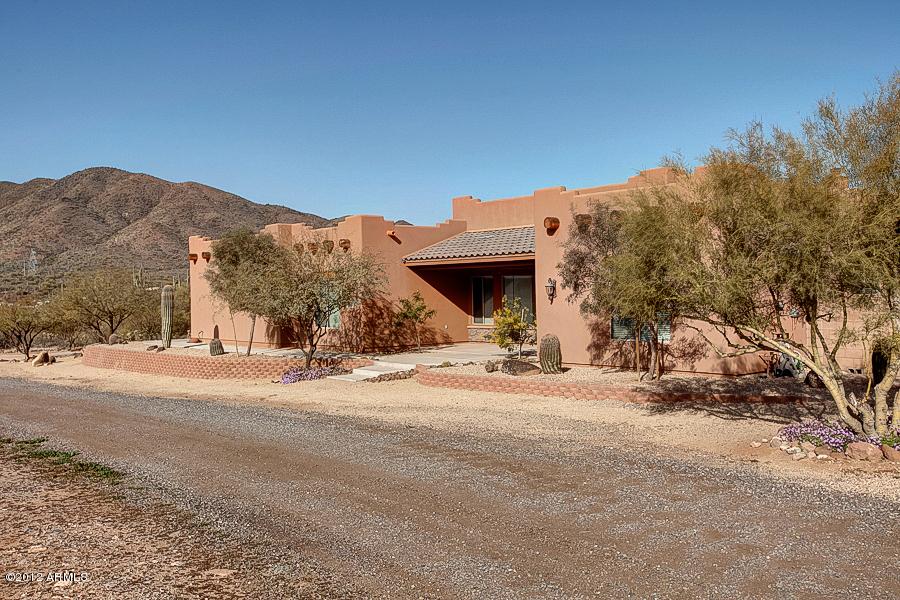 110 W Wildfield Rd., New River, AZ 85087