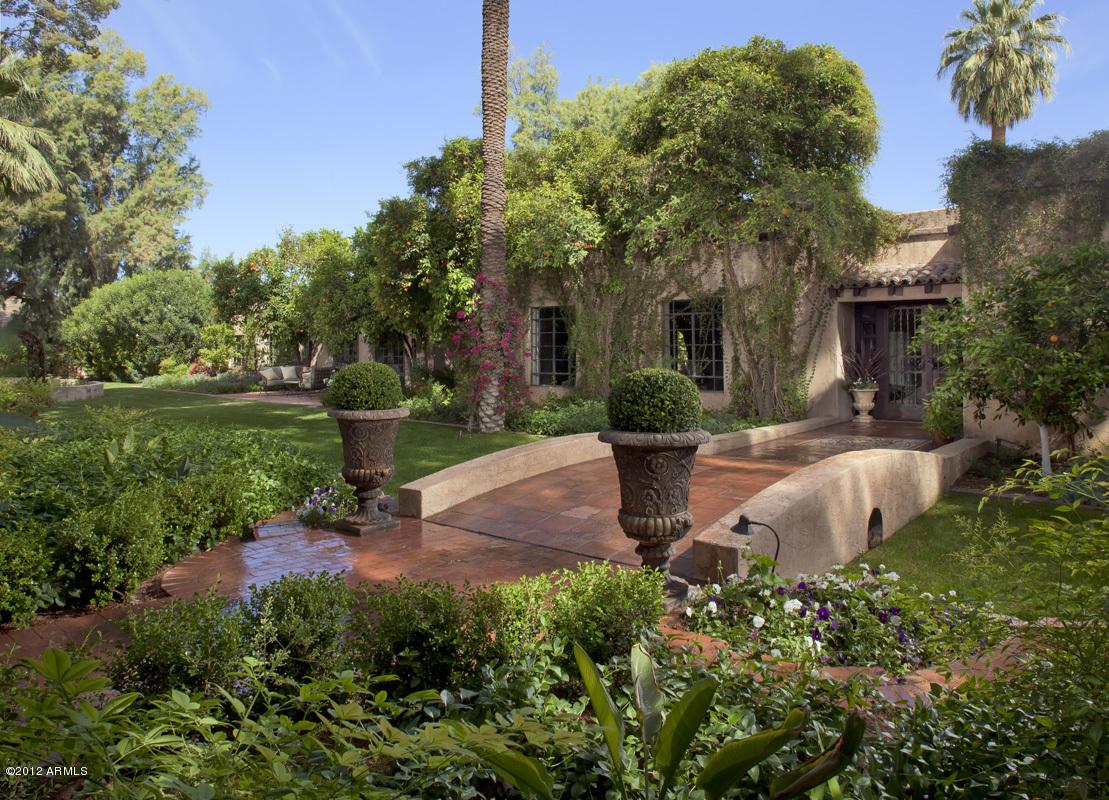 2100 E Missouri Ave., Phoenix, AZ 85016