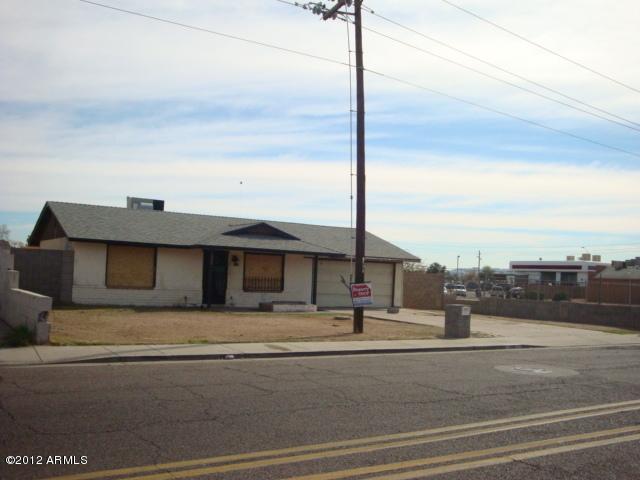 17025 N 15th Ave., Phoenix, AZ 85023