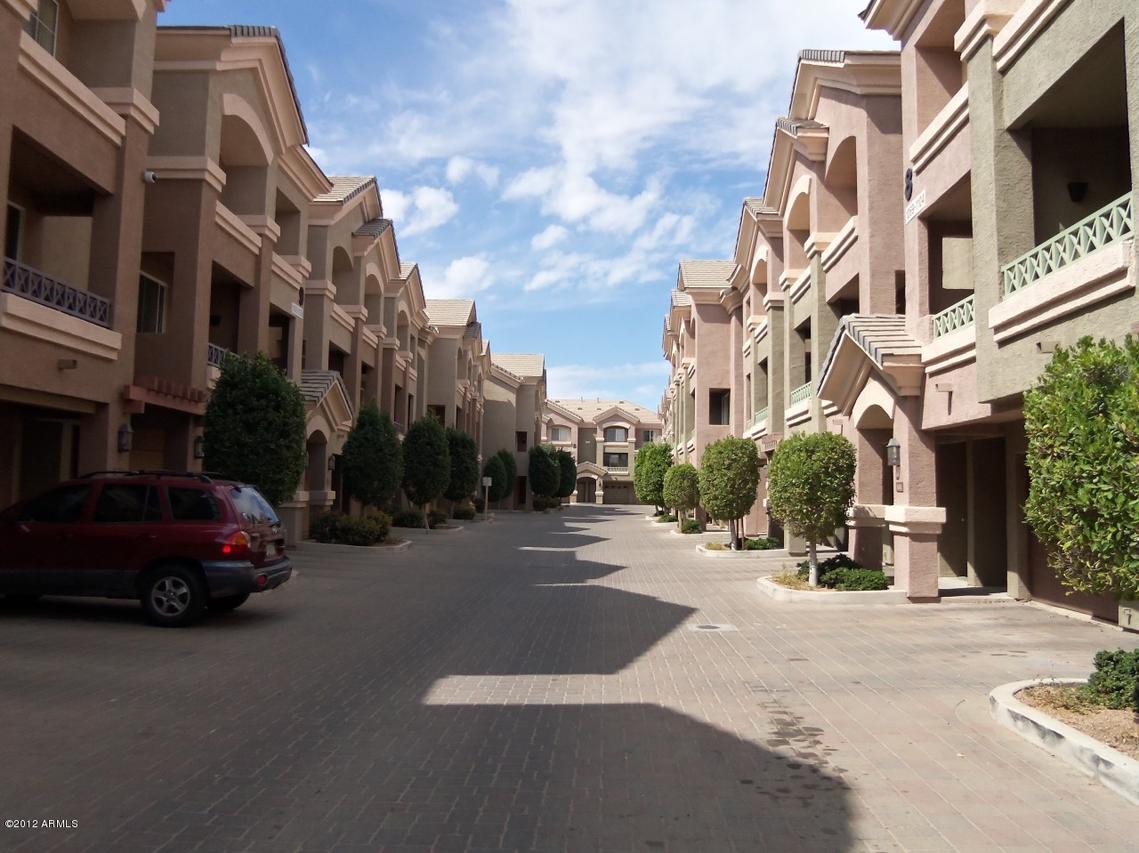 4455 E Paradise Village Pkwy. #1104, Phoenix, AZ 85032