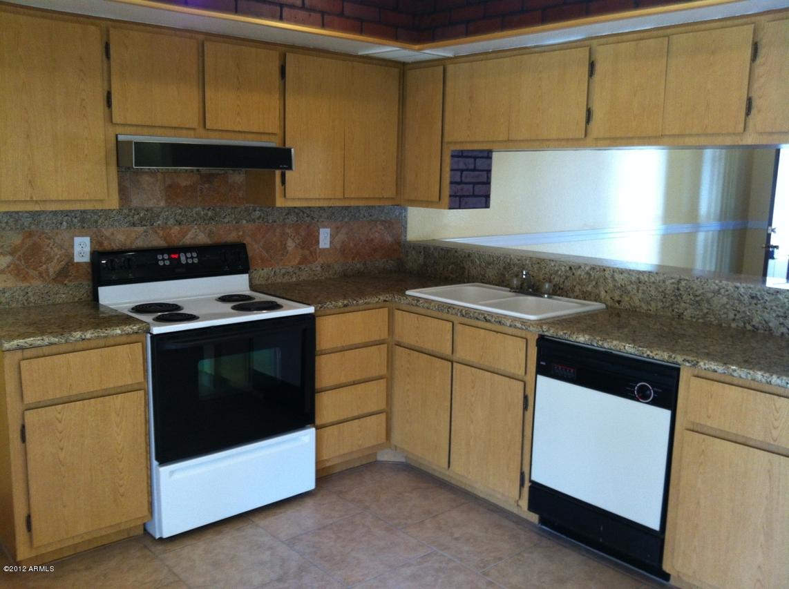 2826 E Beck Ln. #2, Phoenix, AZ 85032