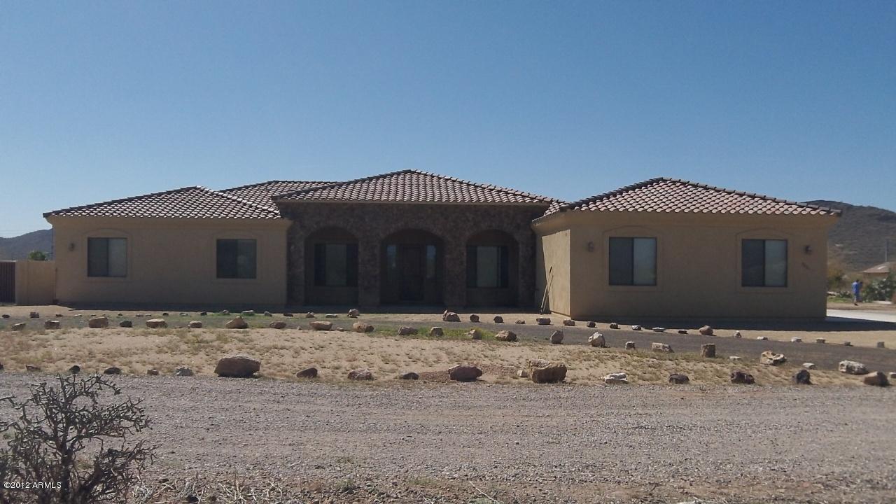 2621 W Jordan Ln., Phoenix, AZ 85086