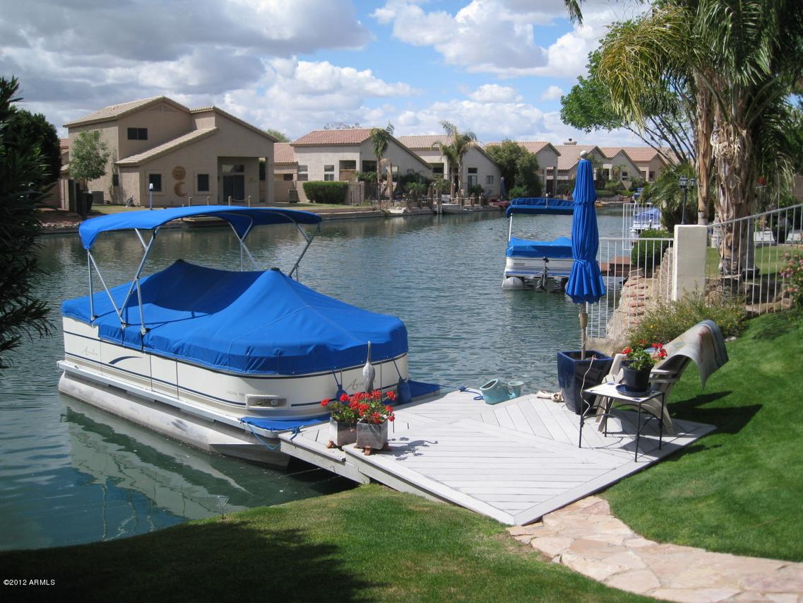 8621 W Mauna Loa Ln., Peoria, AZ 85381