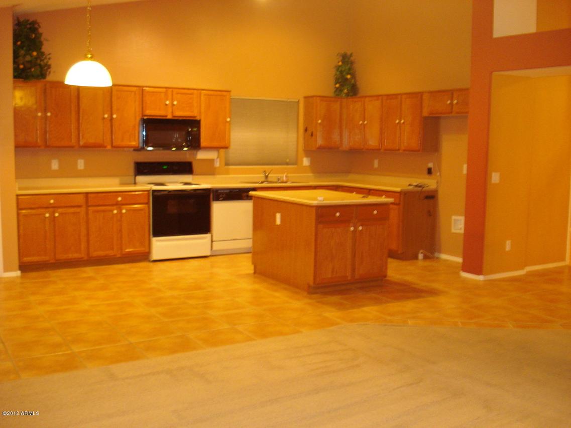 7560 W Pasadena Ave., Glendale, AZ 85303