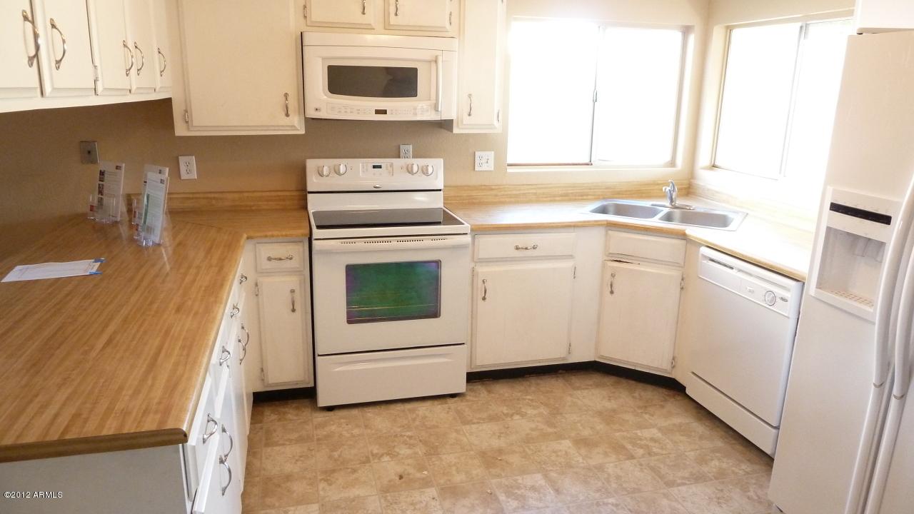 5841 W Michelle Dr., Glendale, AZ 85308