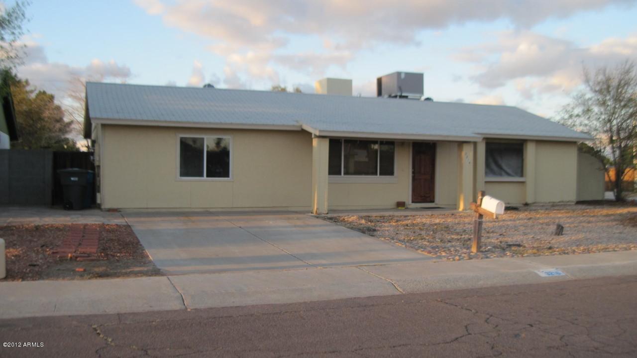 3216 W Villa Theresa Dr., Phoenix, AZ 85053