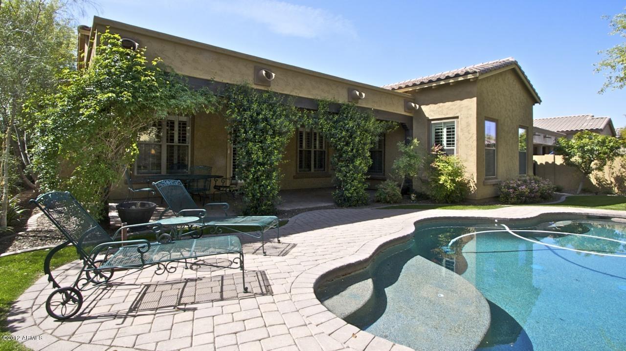 458 E Sunburst Ln., Tempe, AZ 85284