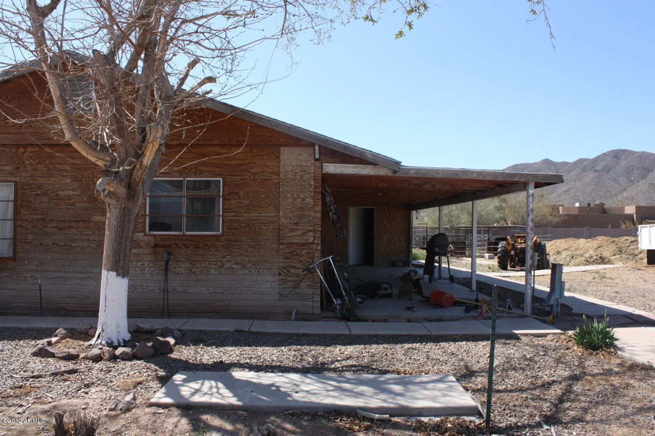 44512 N New River Rd., Phoenix, AZ 85087