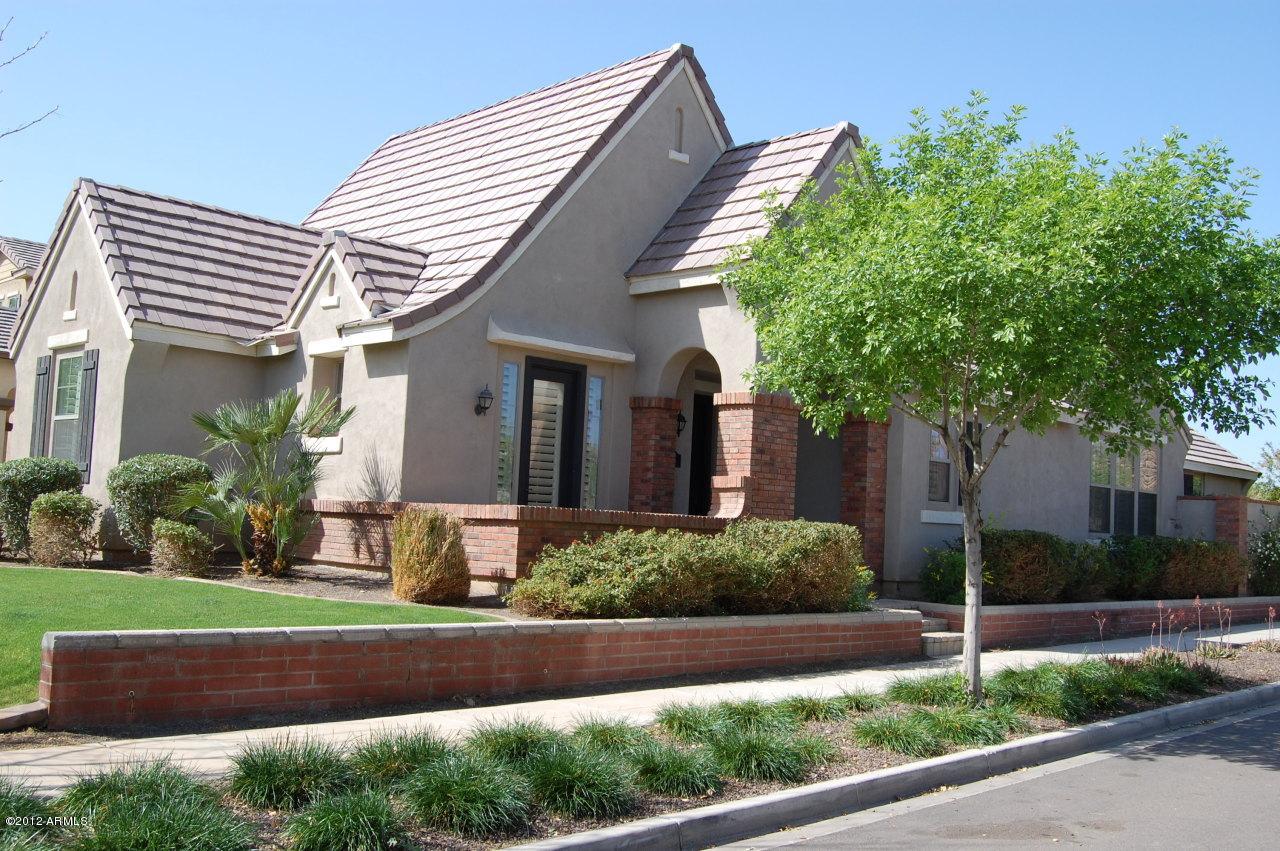 15463 W Dreyfus St., Surprise, AZ 85379