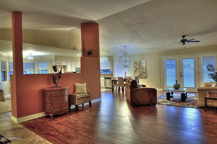 764 N York Cir., Mesa, AZ 85213