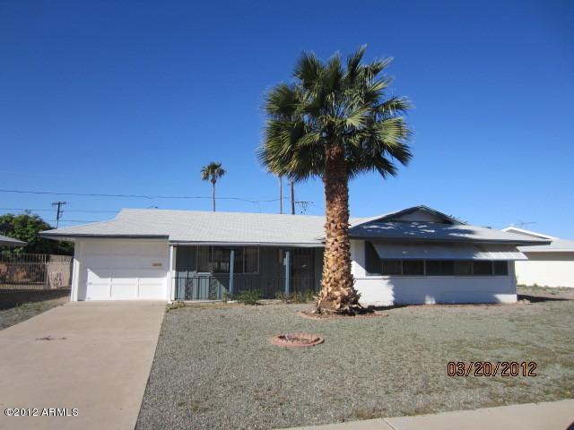 12438 N Cherry Hills Dr., Sun City, AZ 85351