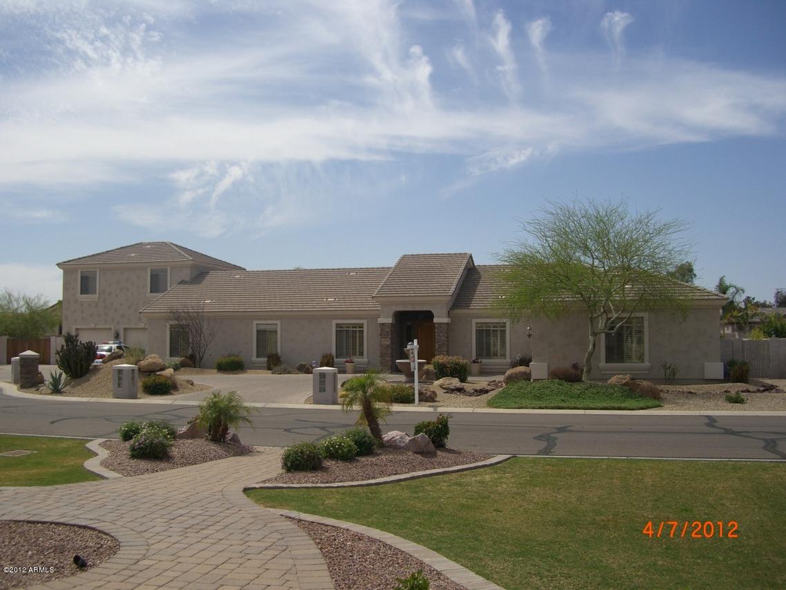 24418 N 46th Dr., Glendale, AZ 85310