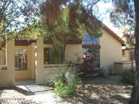 1827 E Secretariat Dr., Tempe, AZ 85284