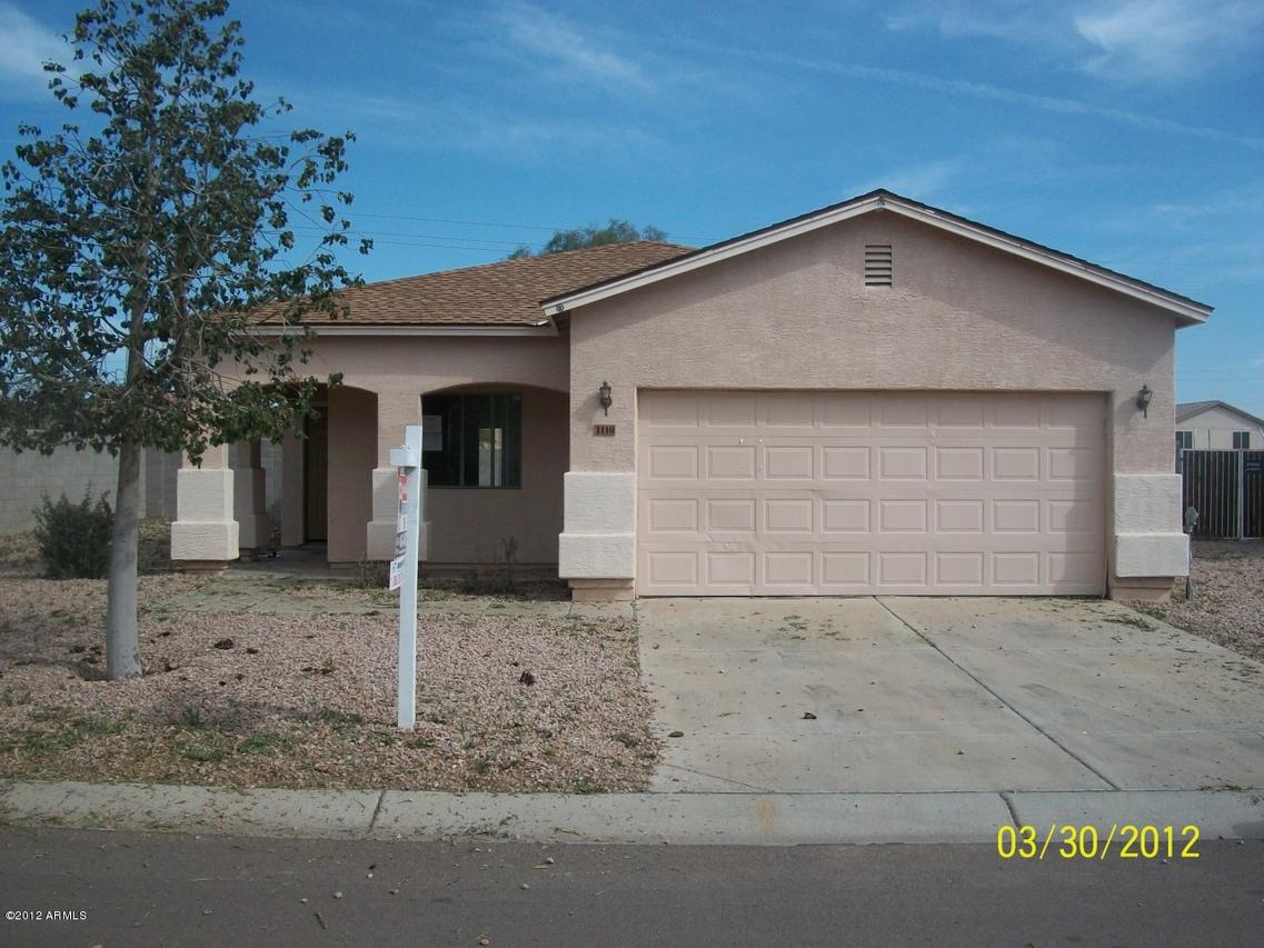 1110 E Silversmith Tr., San Tan Valley, AZ 85143