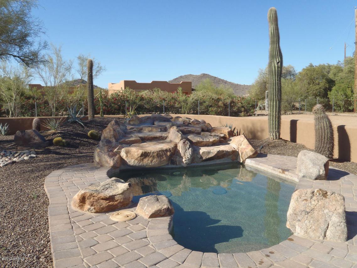 3121 W Desert Hills Dr., Phoenix, AZ 85086