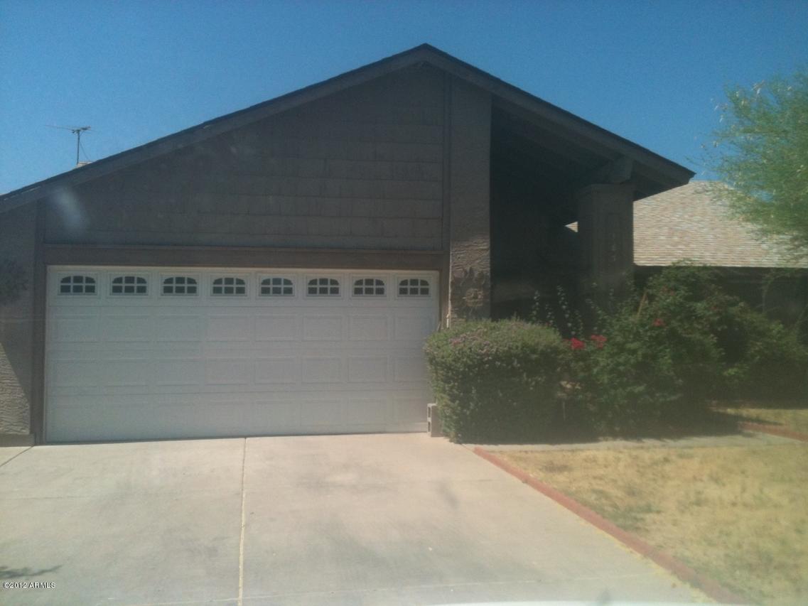 1830 E Saint Catherine Ave., Phoenix, AZ 85040