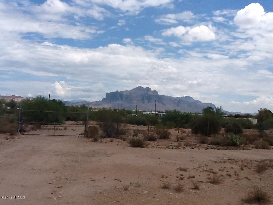 2302 W Frontier St., Apache Junction, AZ 85120