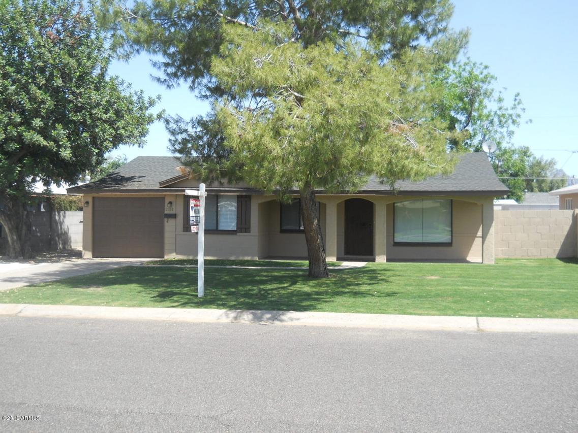 2108 E Mitchell Dr., Phoenix, AZ 85016