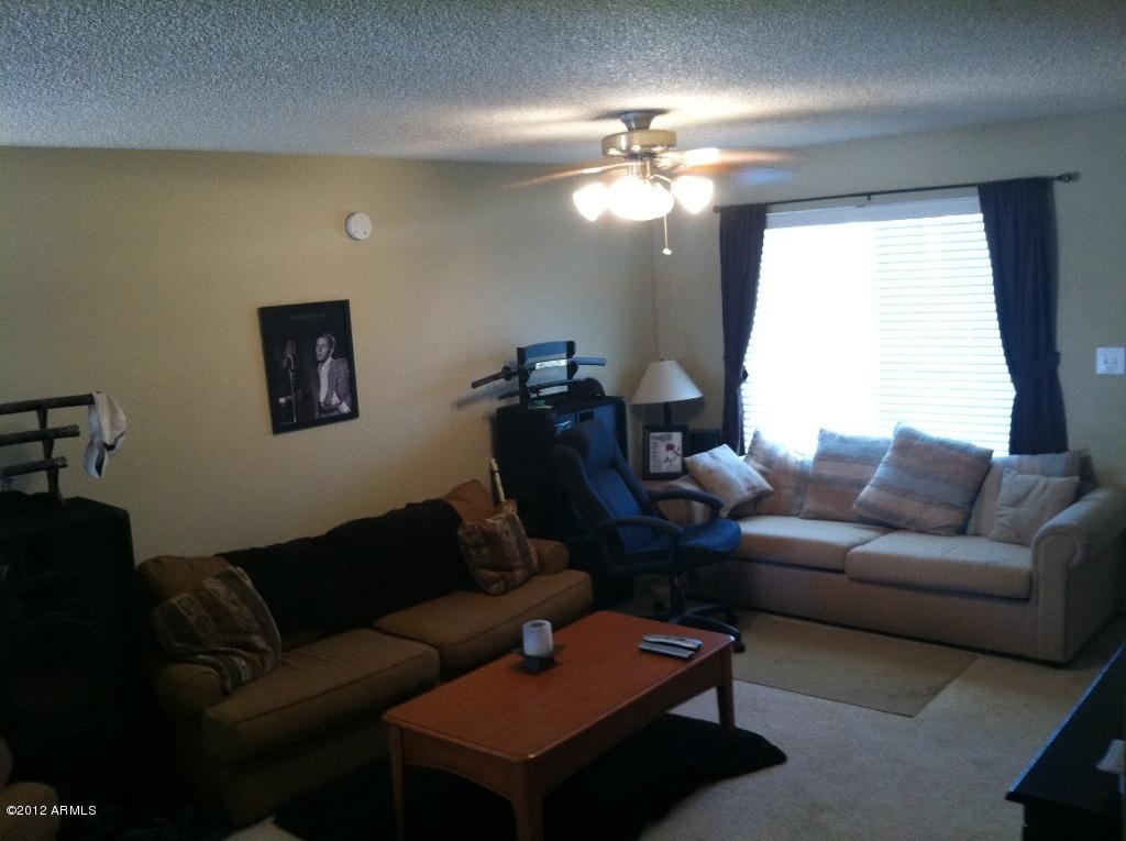 1525 W Comstock Dr., Chandler, AZ 85224