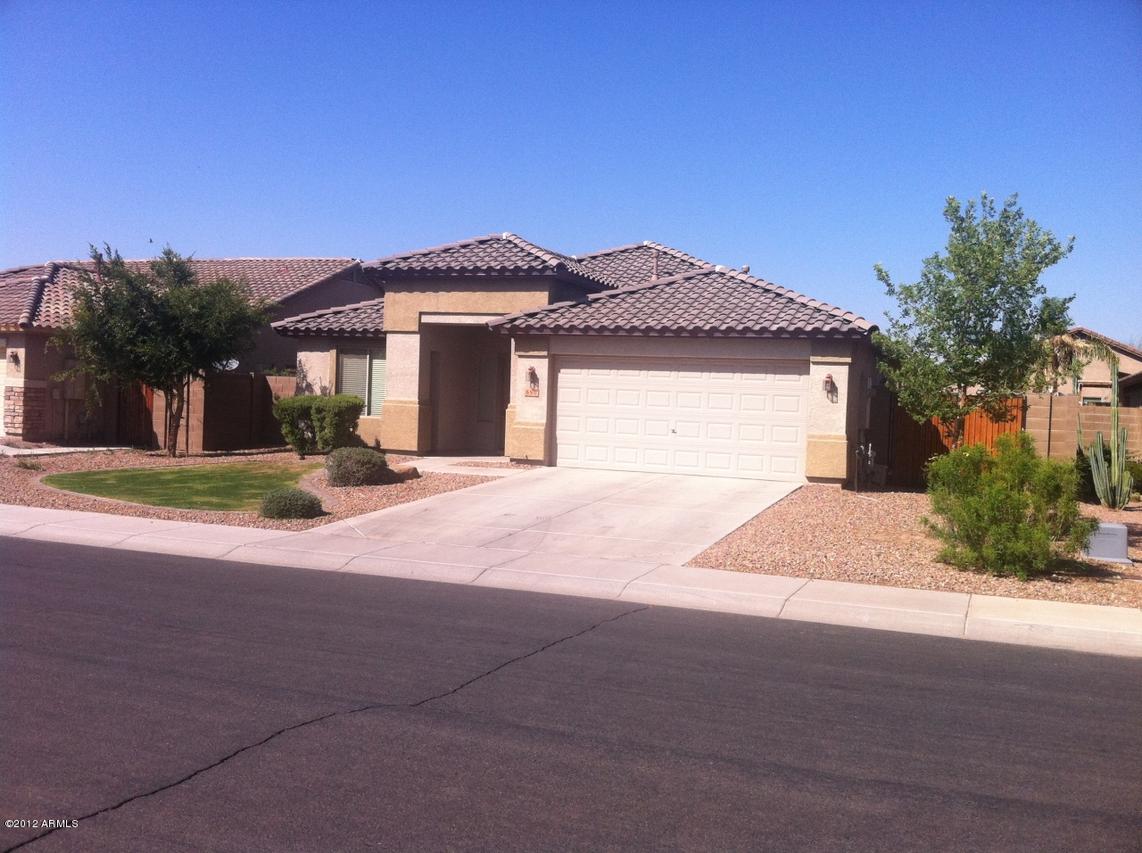 690 W Corriente Ct., San Tan Valley, AZ 85143