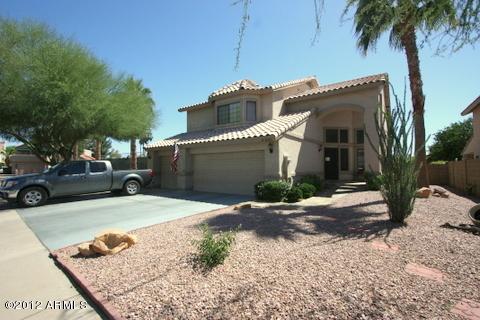 2221 S Don Luis St., Mesa, AZ 85202
