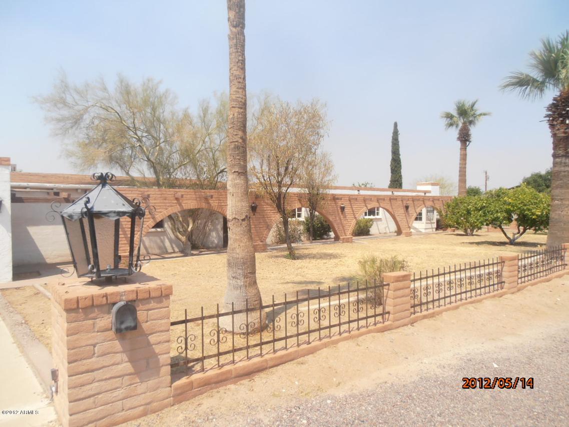 2504 E Winston Dr., Phoenix, AZ 85042