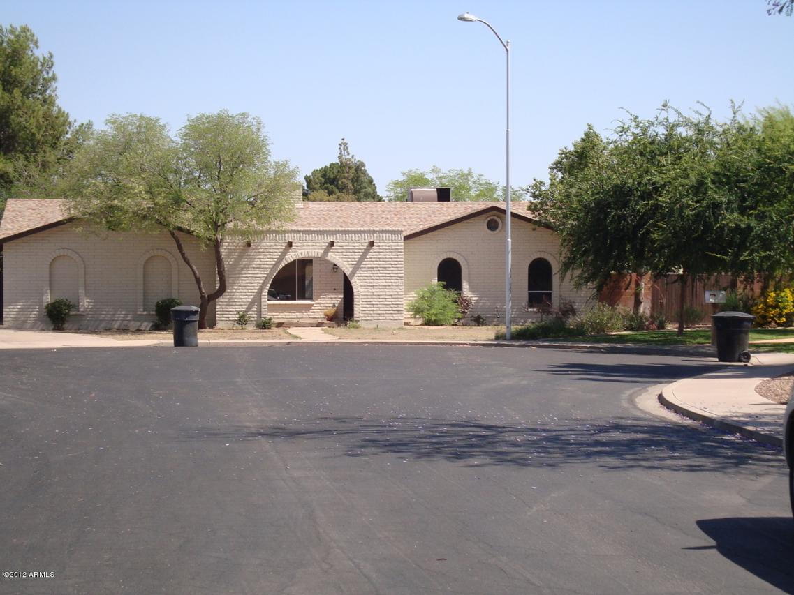 1634 N Whiting Cir., Mesa, AZ 85213