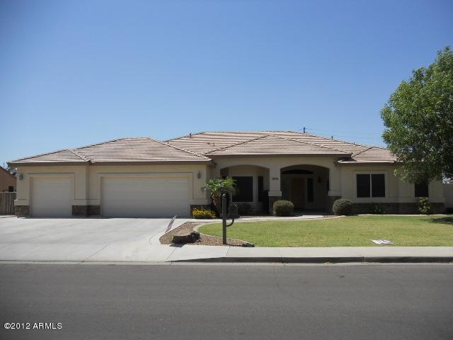 2016 E Norcroft St., Mesa, AZ 85213