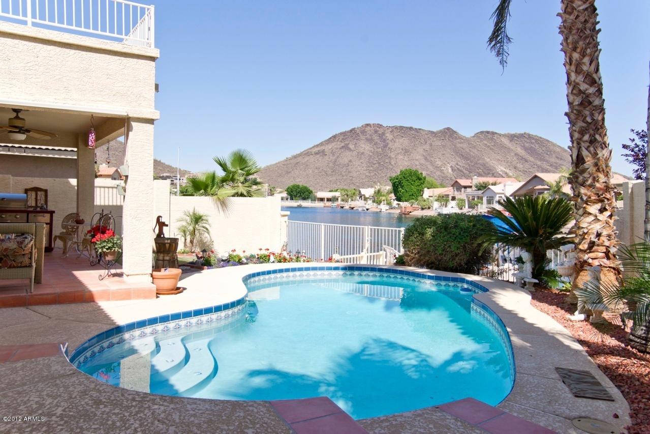 5663 W Abraham Ln., Glendale, AZ 85308