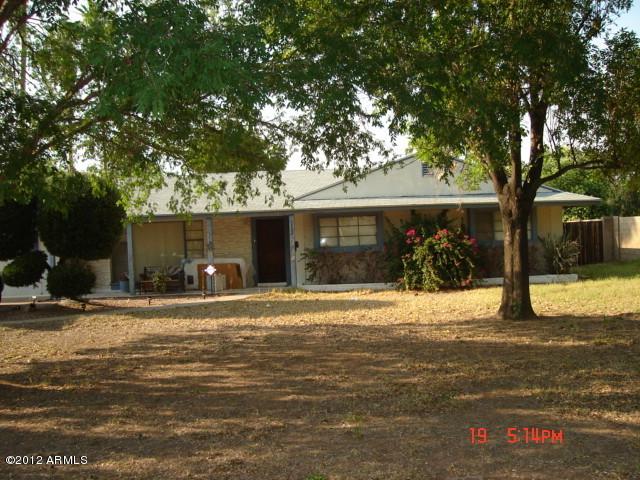 3802 E Hazelwood St., Phoenix, AZ 85018