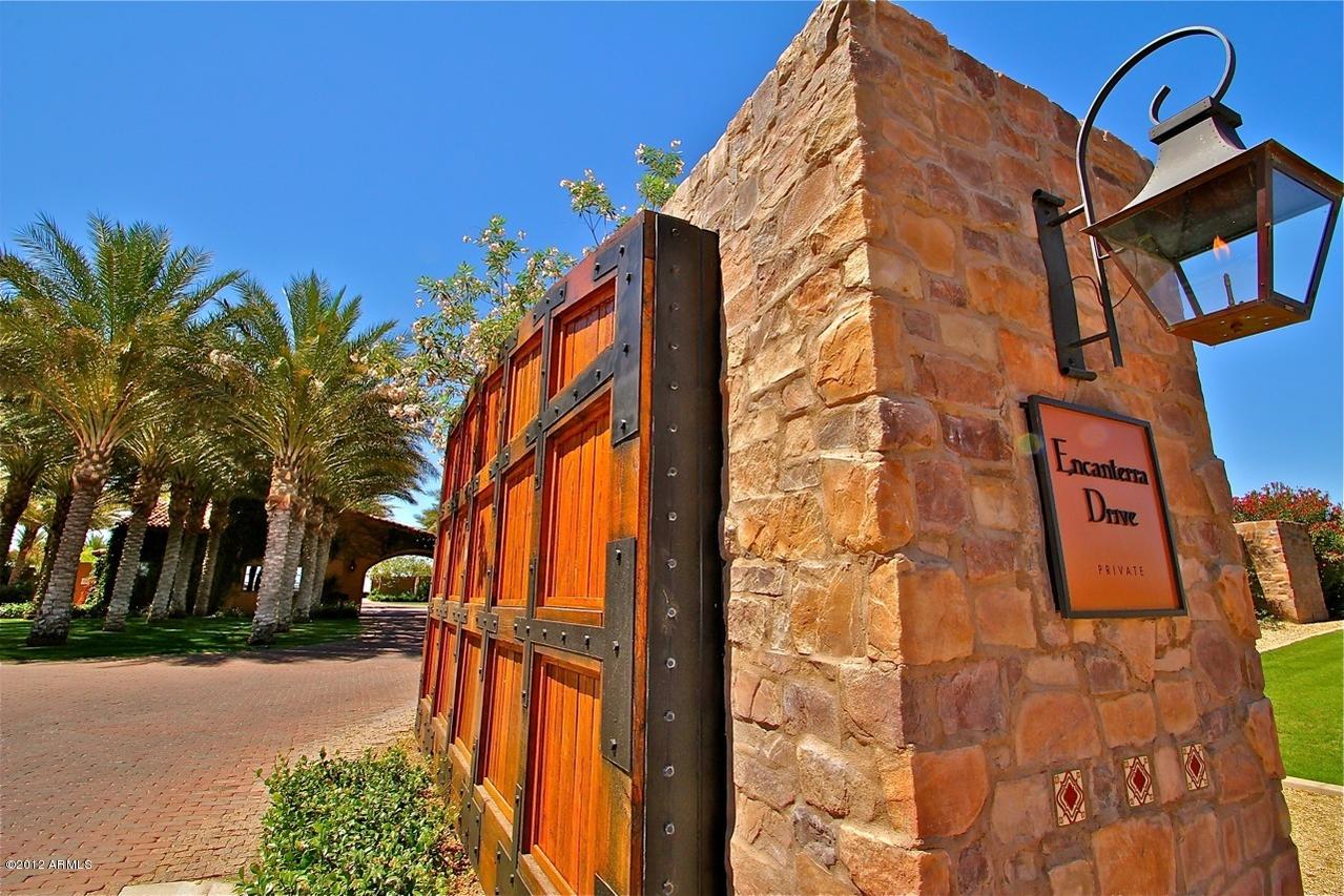 1607 E Atole Pl., San Tan Valley, AZ 85140