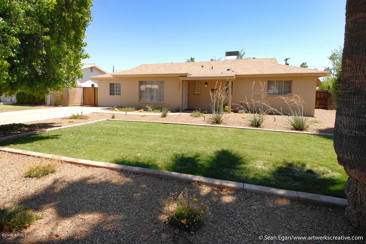 2033 E Whitton Ave., Phoenix, AZ 85016