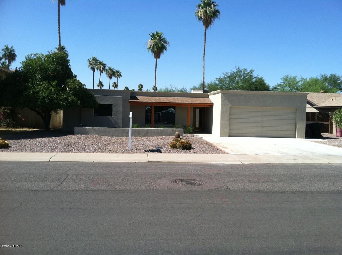 8132 E Jackrabbit Rd., Scottsdale, AZ 85250