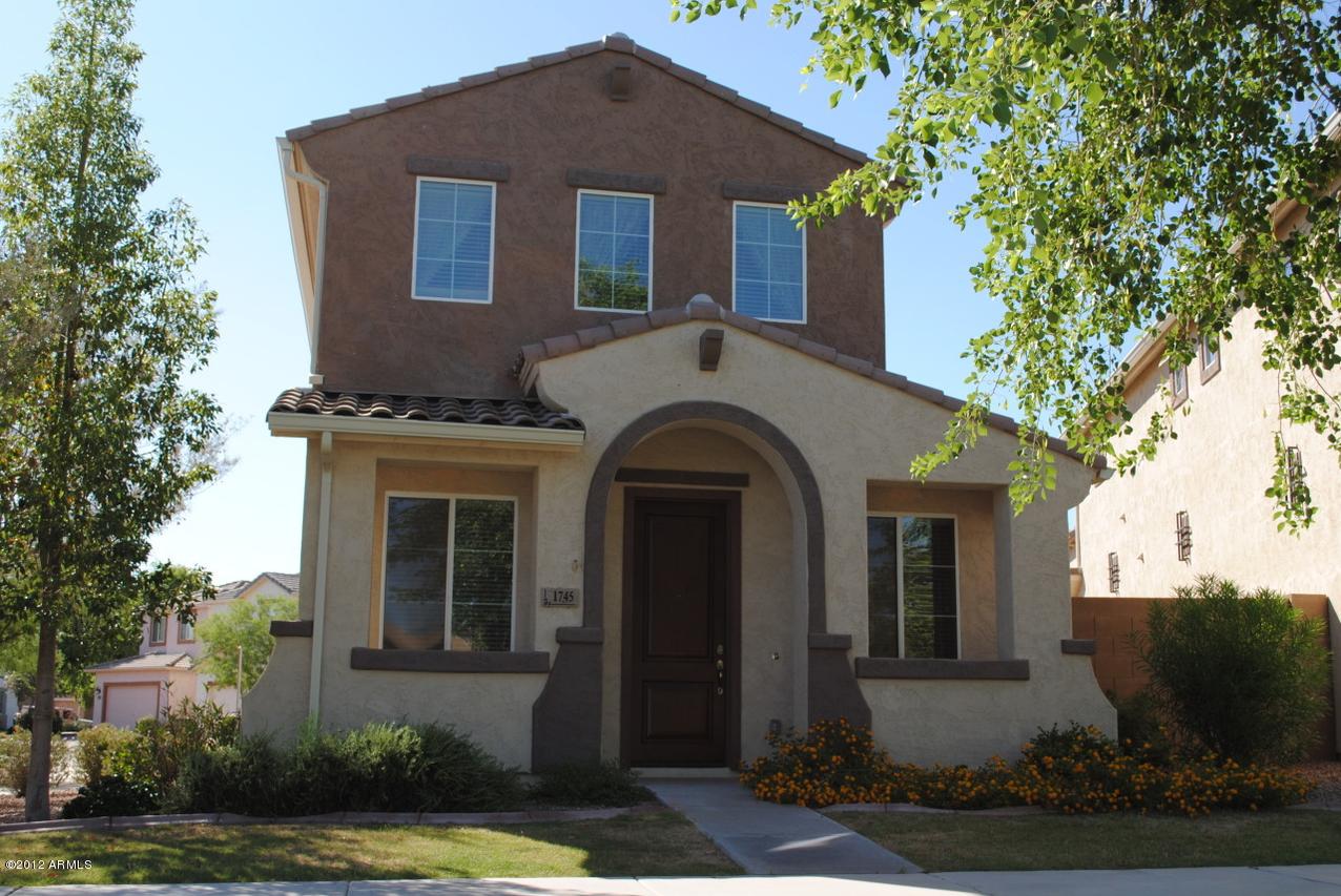 1745 S Chatsworth, Mesa, AZ 85209